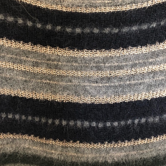 Sezane Kate Pullover in navy blue with stripes - Picture 3 of 7